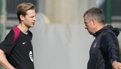 世体：德容今天仍单独训练，巴萨的目标是让他对纽卡时康复